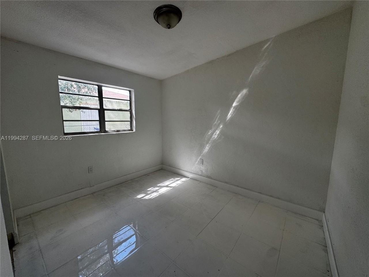 1950 Washington Ave #2 - Photo 4 of 13