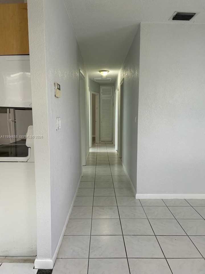 14735 Sw 107th Ave - Photo 4 of 9