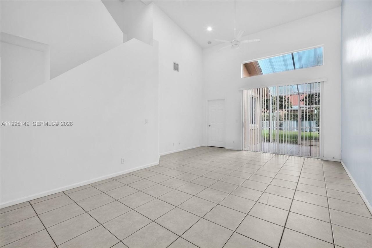 12675 Nw 56th Dr #12675 - Photo 4 of 50
