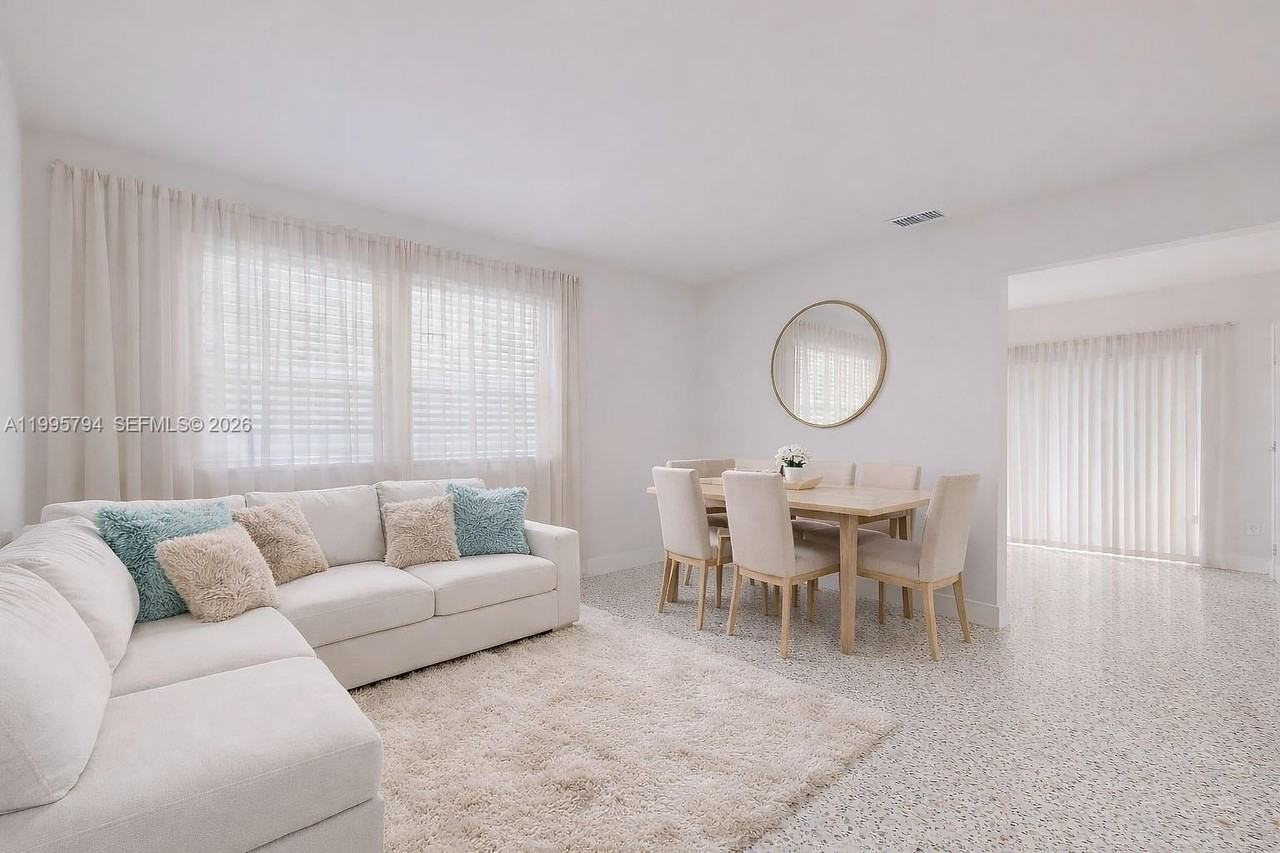 2436 Nw 11th St #2436 - Photo 7 of 39