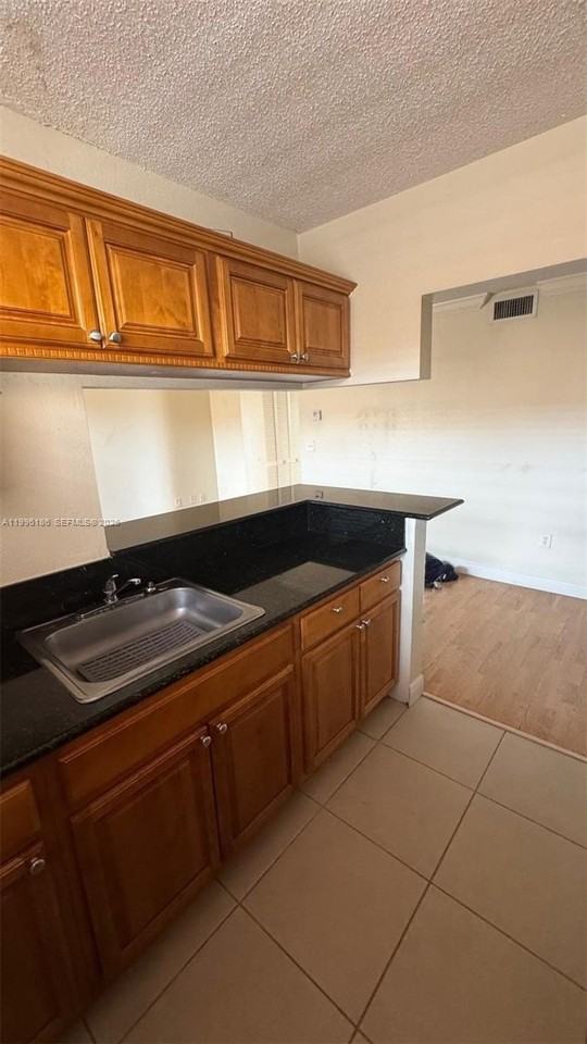 2441 Sw 31st Ave #303 - Photo 7 of 21