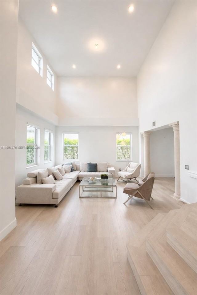 3821 Sw 167th Ave - Photo 3 of 24