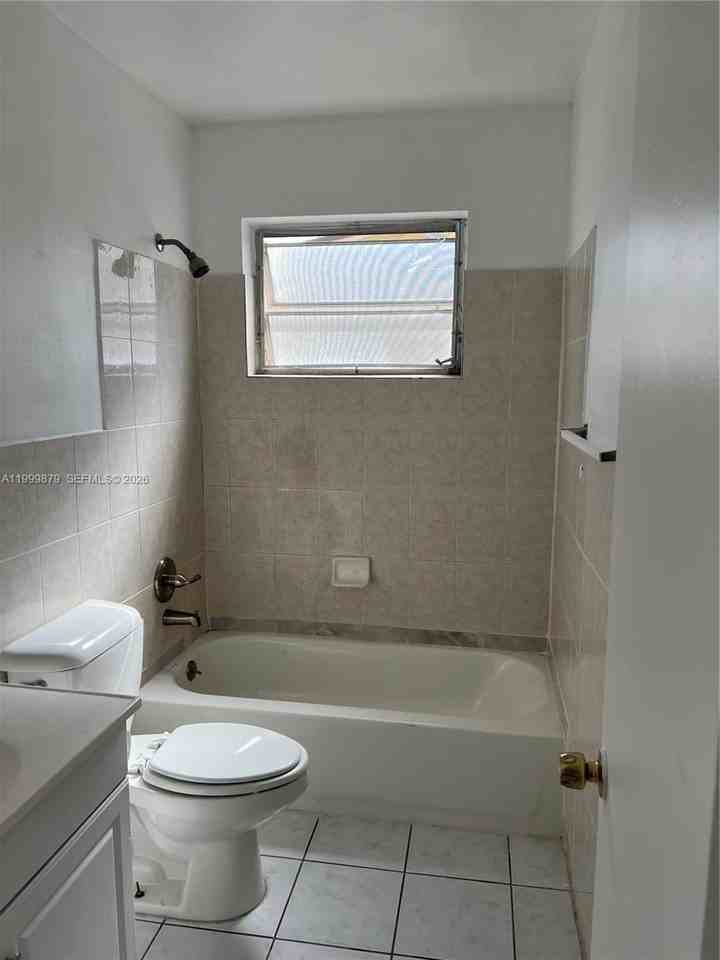 6328 Pierce St #0 - Photo 6 of 10