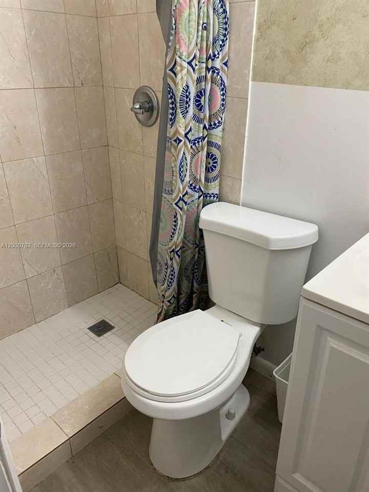 7175 Sw 23rd St #3 - Photo 4 of 6