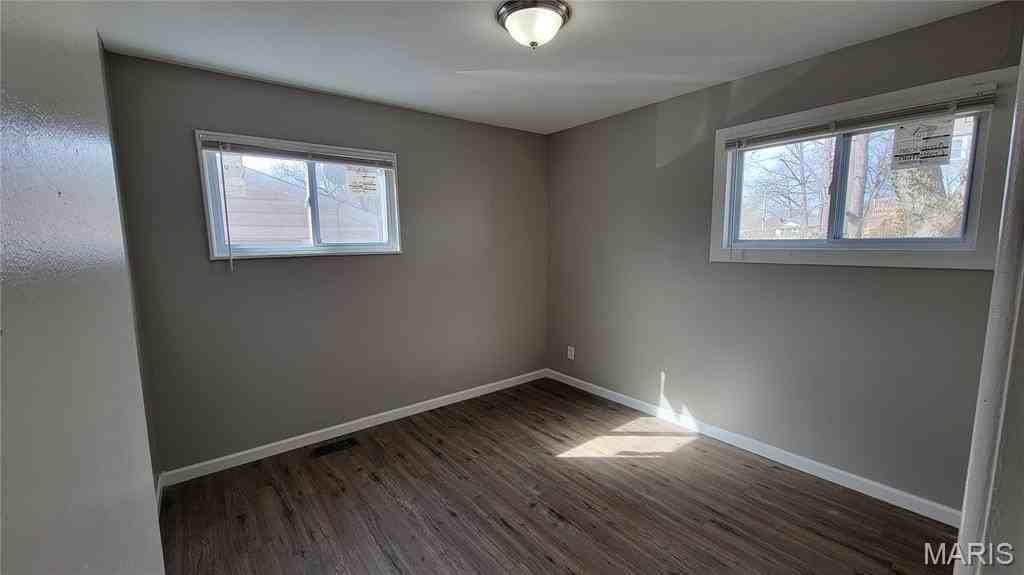 227 Meadowcrest Dr - Photo 5 of 11