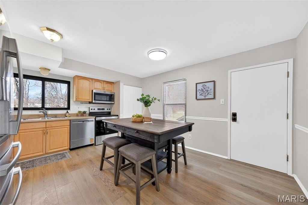 1287 Still House Creek Rd - Photo 2 of 43