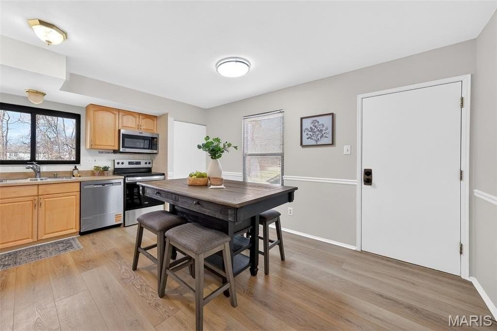 1287 Still House Creek Rd - Photo 3 of 43