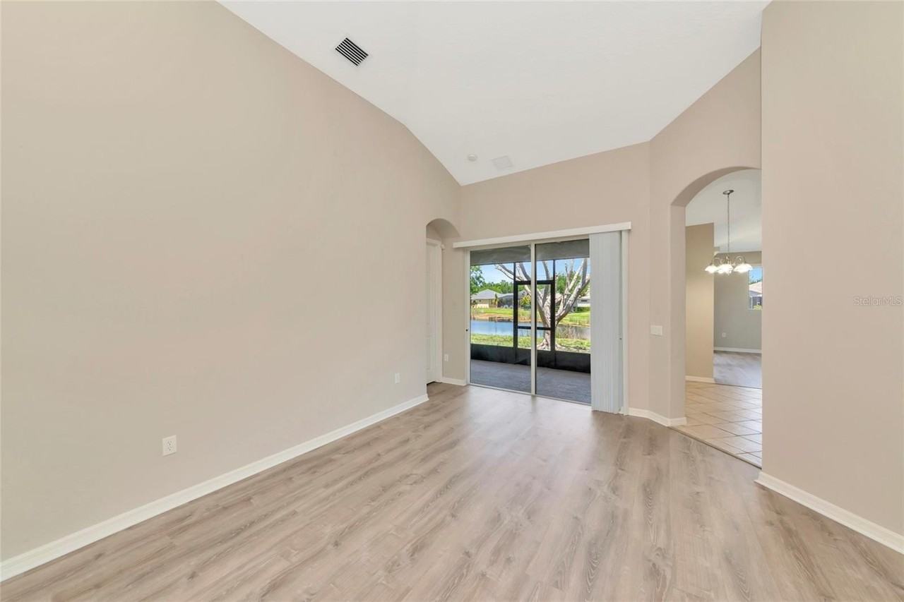 12079 Aster Ave - Photo 6 of 43