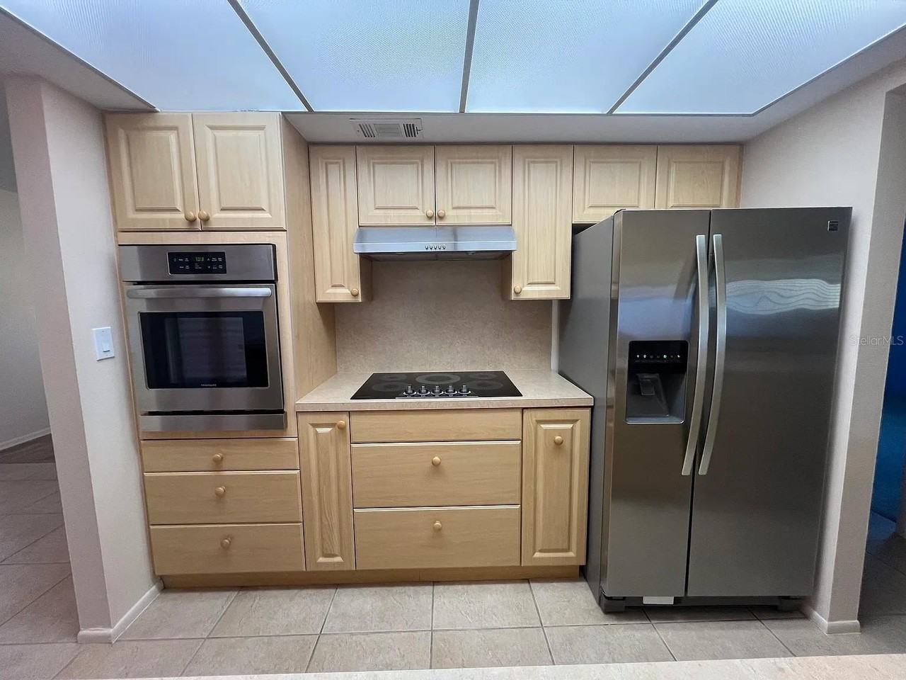 3710 Wilkinson Rd - Photo 4 of 20