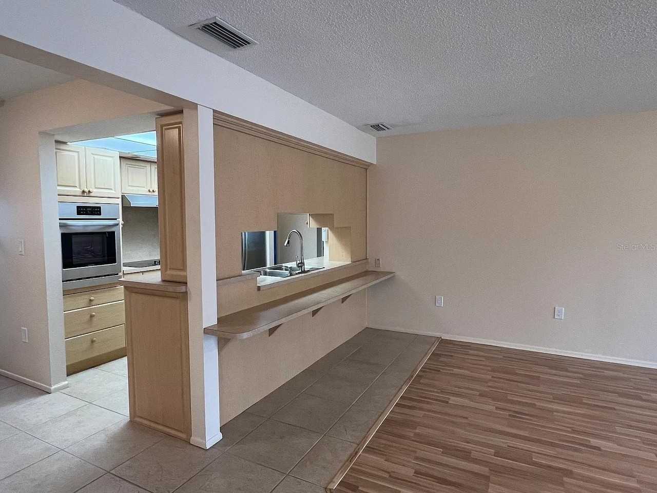 3710 Wilkinson Rd - Photo 6 of 20