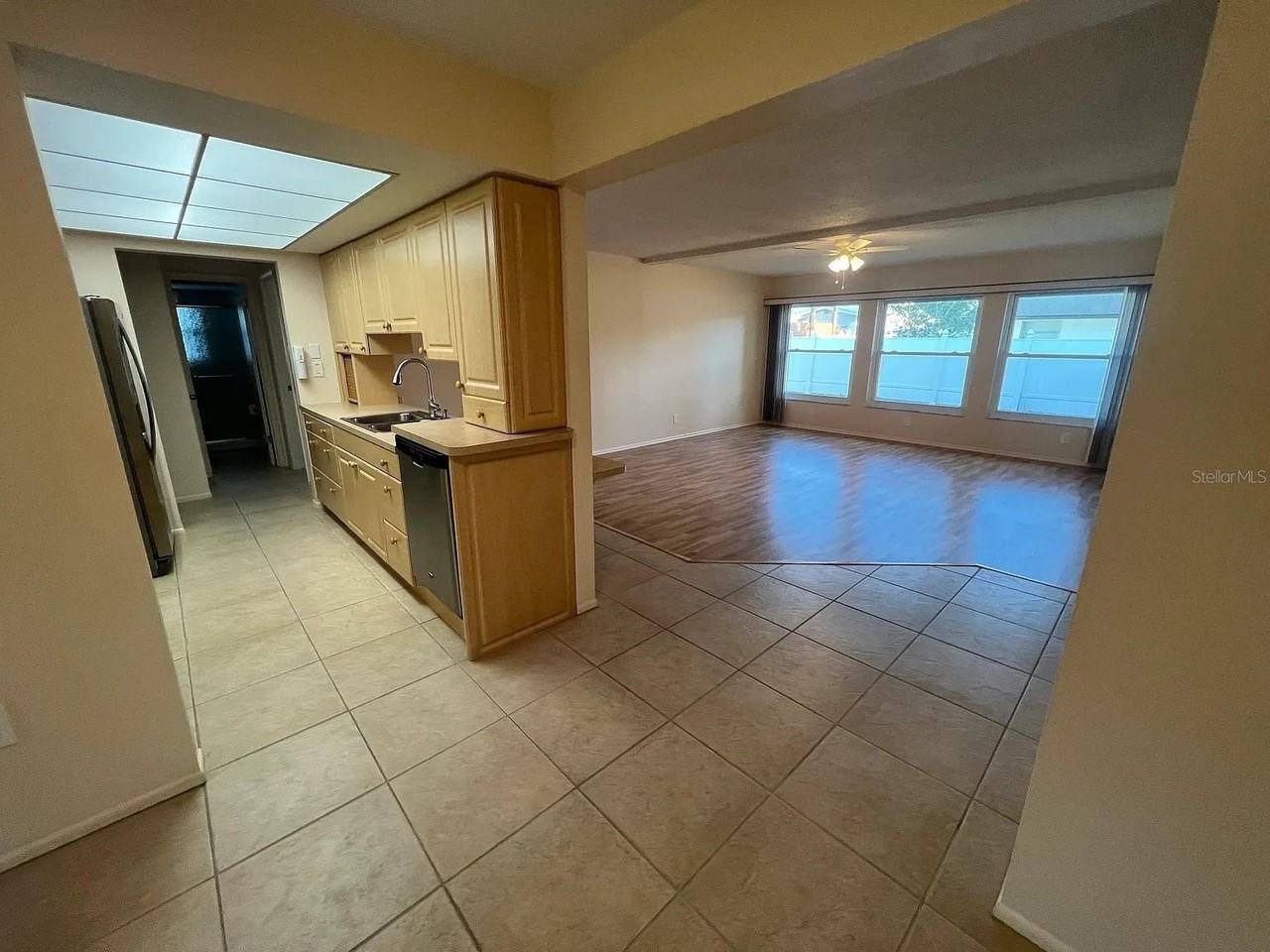 3710 Wilkinson Rd - Photo 7 of 20