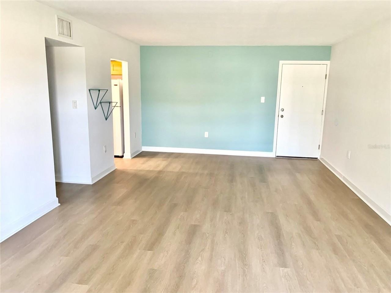 21267 Gertrude Ave #114 - Photo 4 of 32