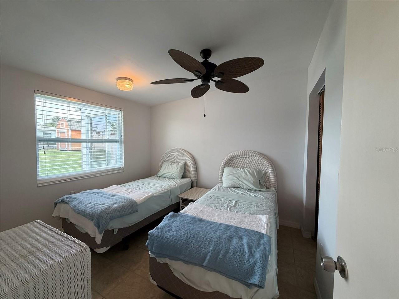 8513 Herbison Ave - Photo 6 of 10