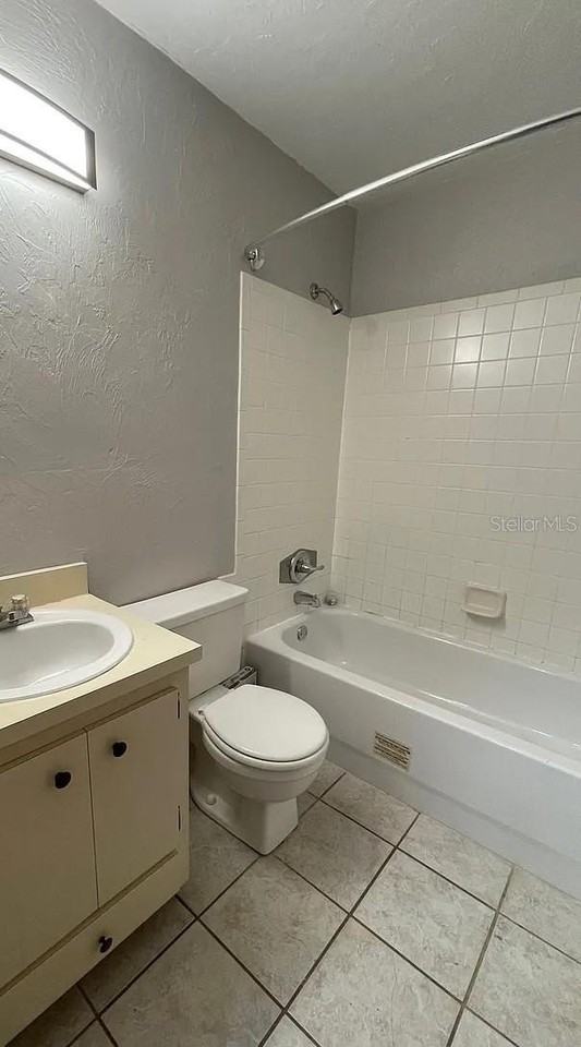 2210 Sw 70th Ter - Photo 6 of 9