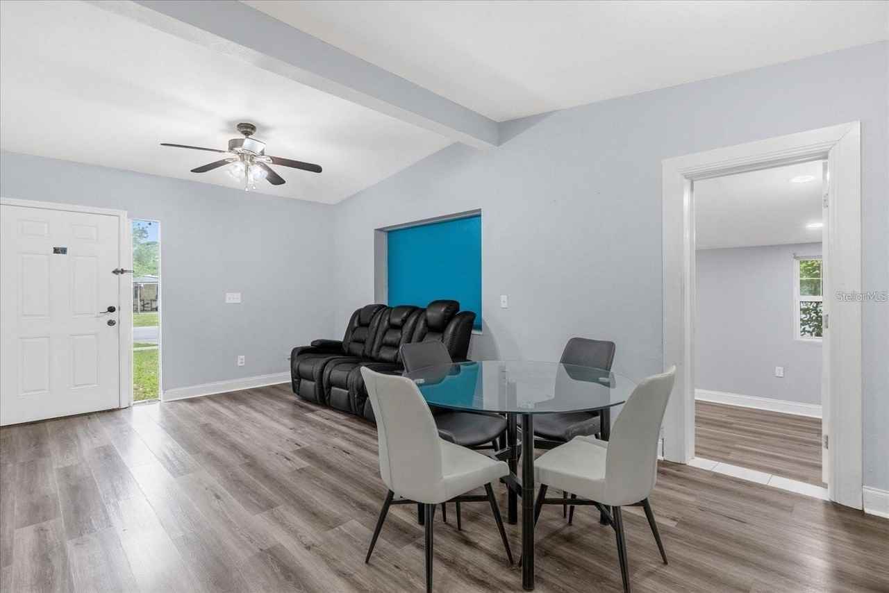 1502 Daroca Dr - Photo 6 of 20