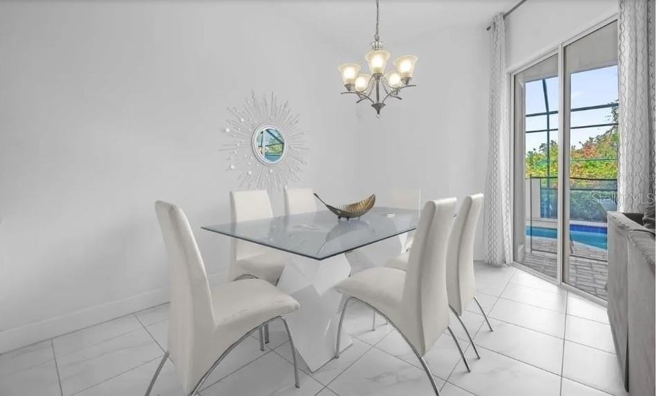 450 Captiva Dr - Photo 7 of 42