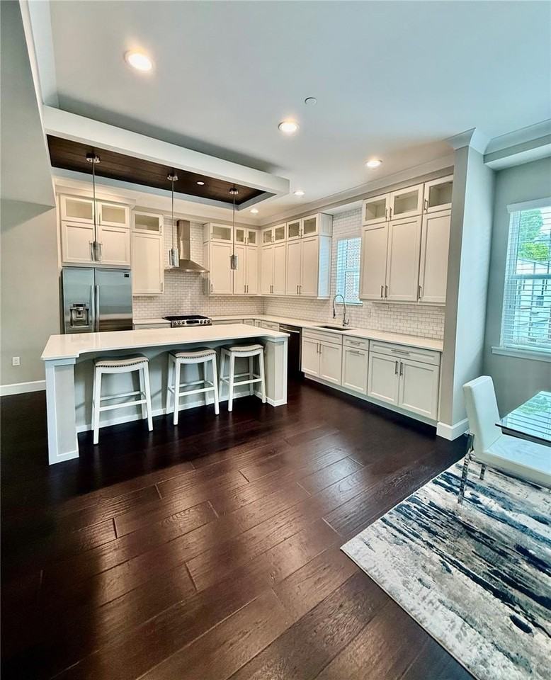 149 S Park Ave - Photo 4 of 20