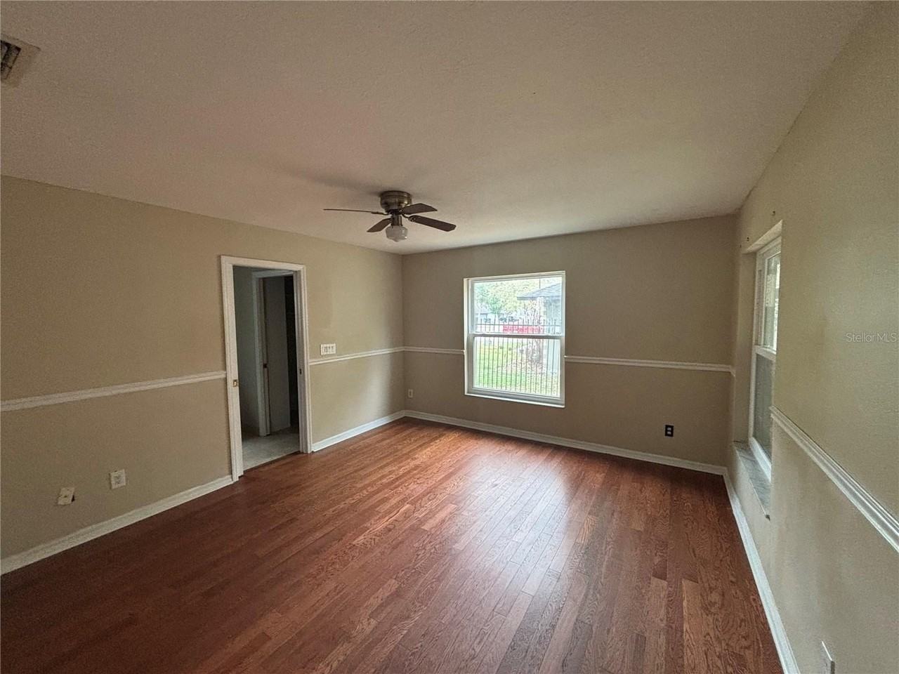 201 E Baker St - Photo 7 of 15