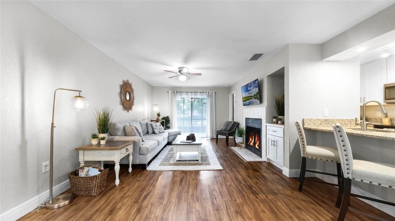 524 Sun Valley Vlg #105 - Photo 5 of 27