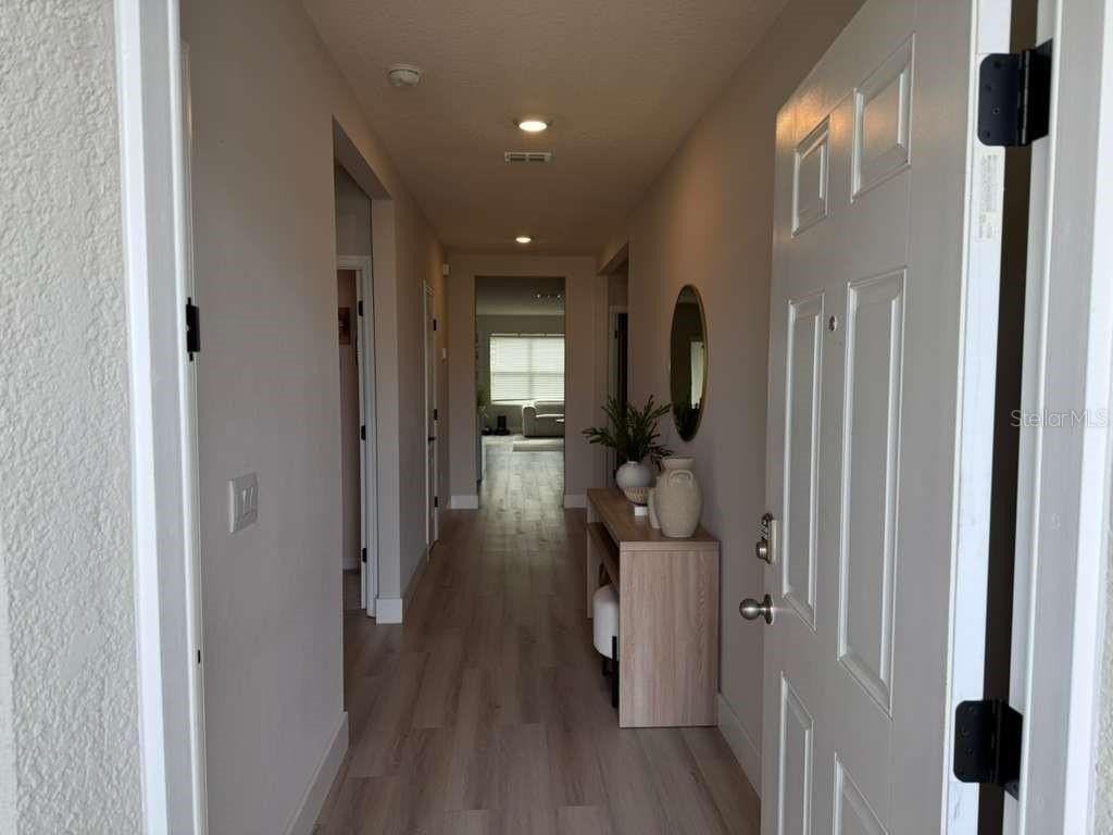 33412 Country House Dr - Photo 3 of 34