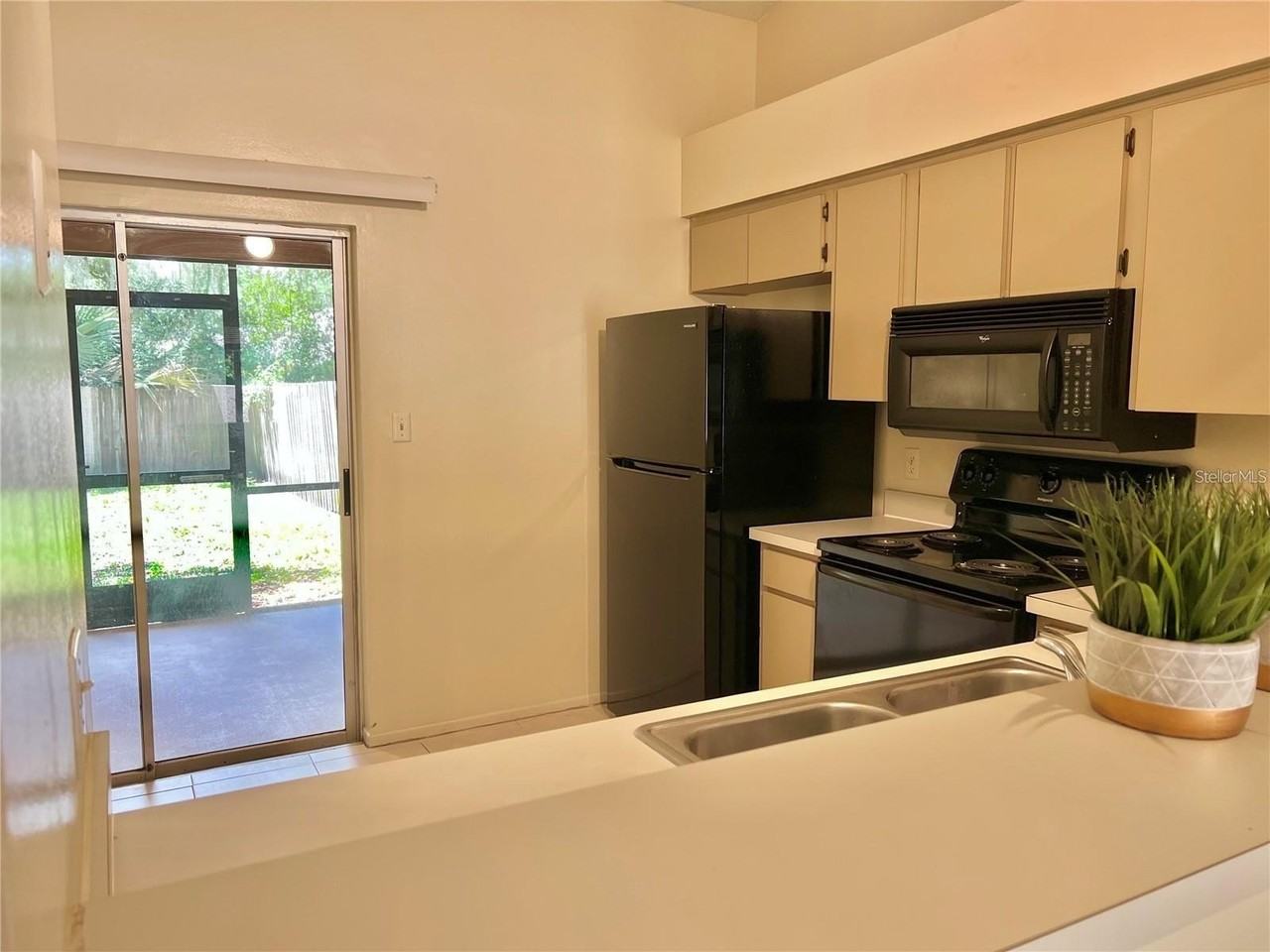 10376 Riva Ridge Trl - Photo 4 of 13