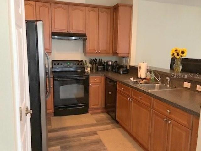 602 Pinebranch Cir - Photo 4 of 19