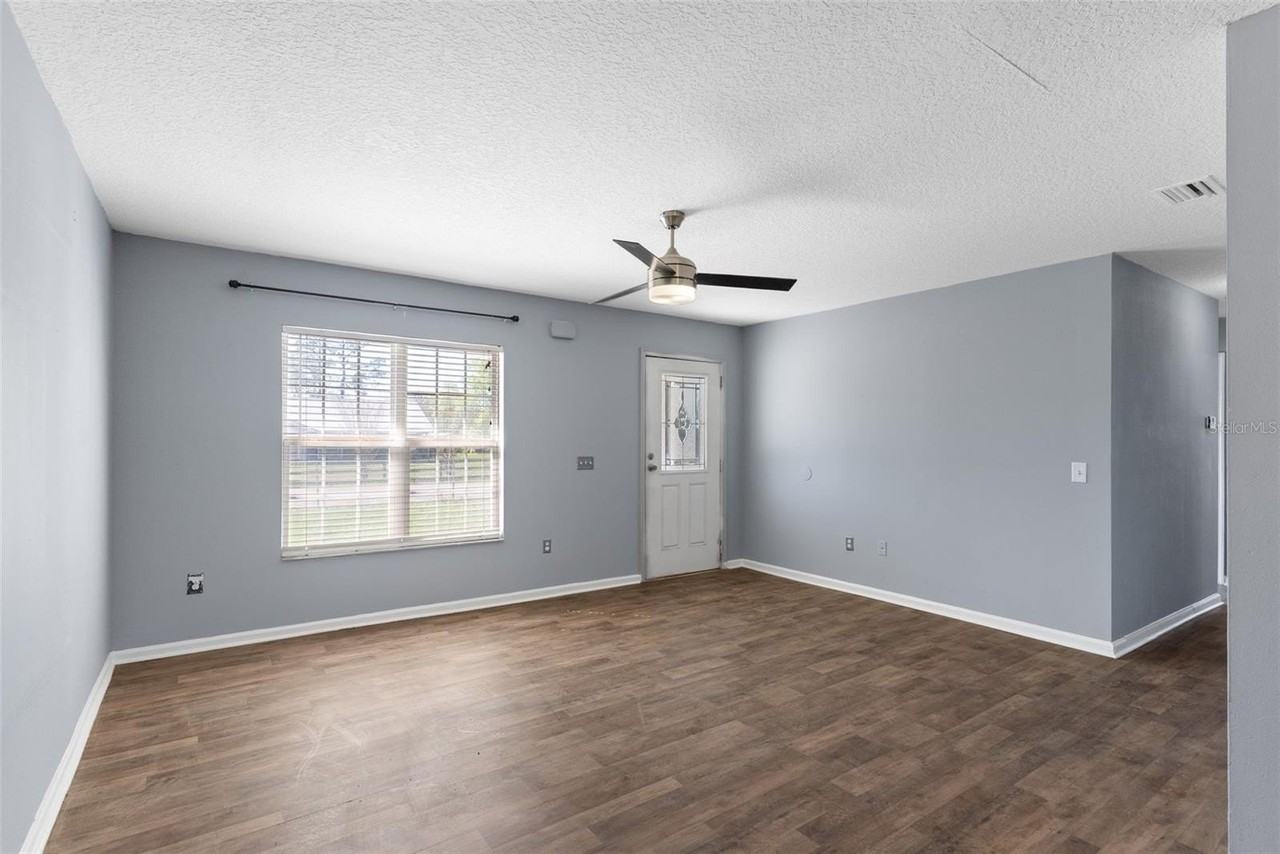 16727 Se 91st St - Photo 6 of 40