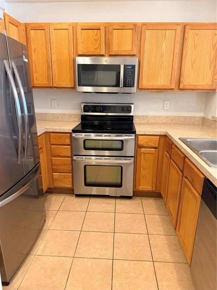 3995 Almeida Ct #106 - Photo 6 of 27