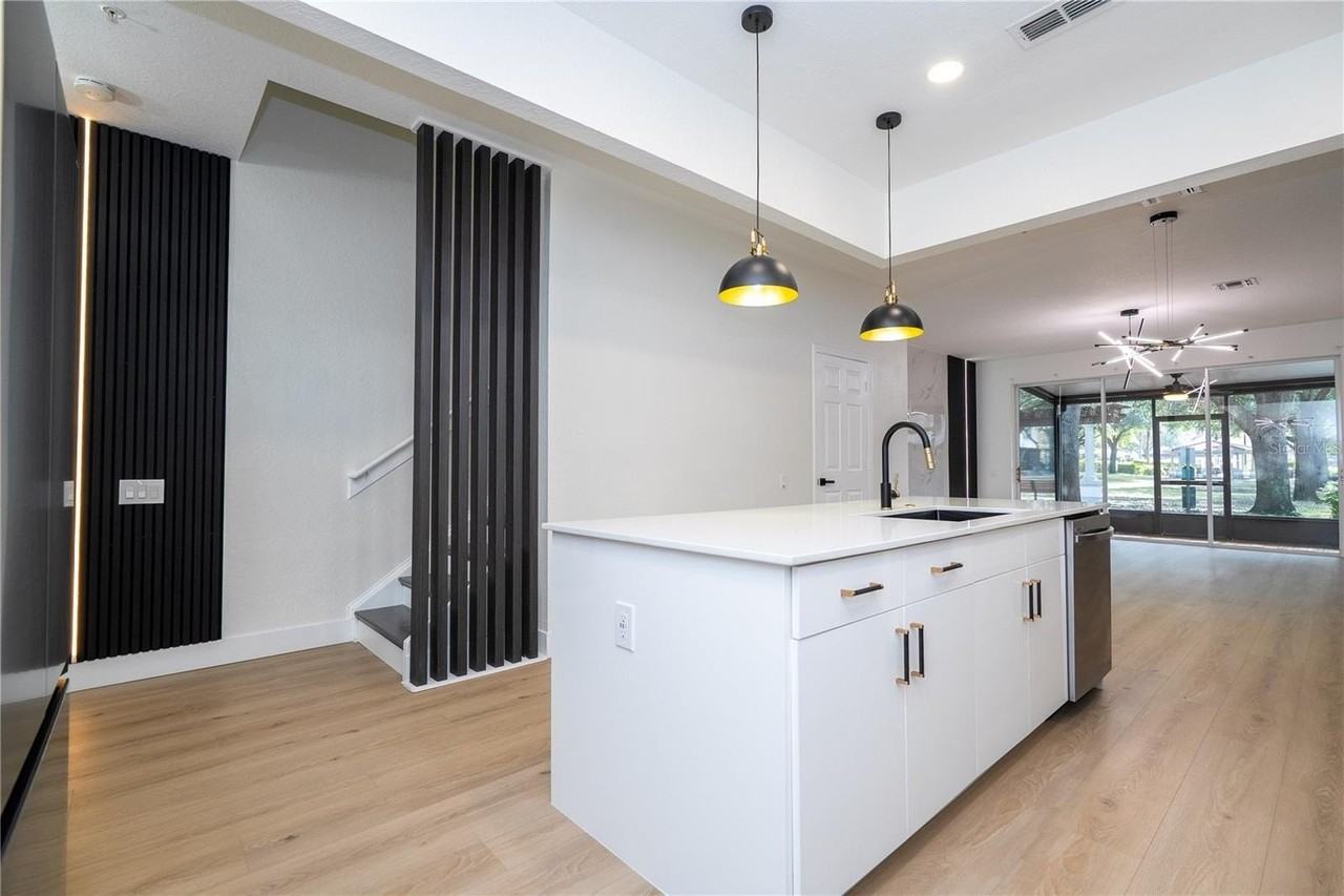 7022 Cadiz Blvd - Photo 5 of 20