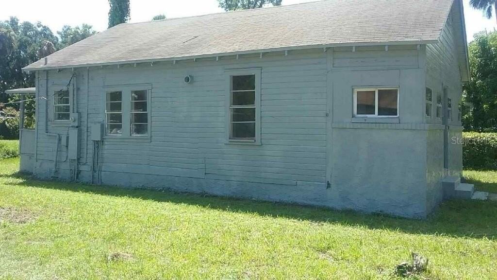 417 Maple St - Photo 2 of 6
