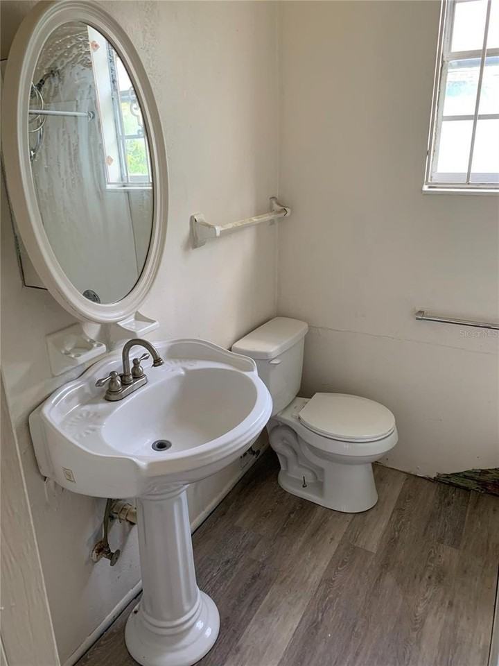 417 Maple St - Photo 3 of 6