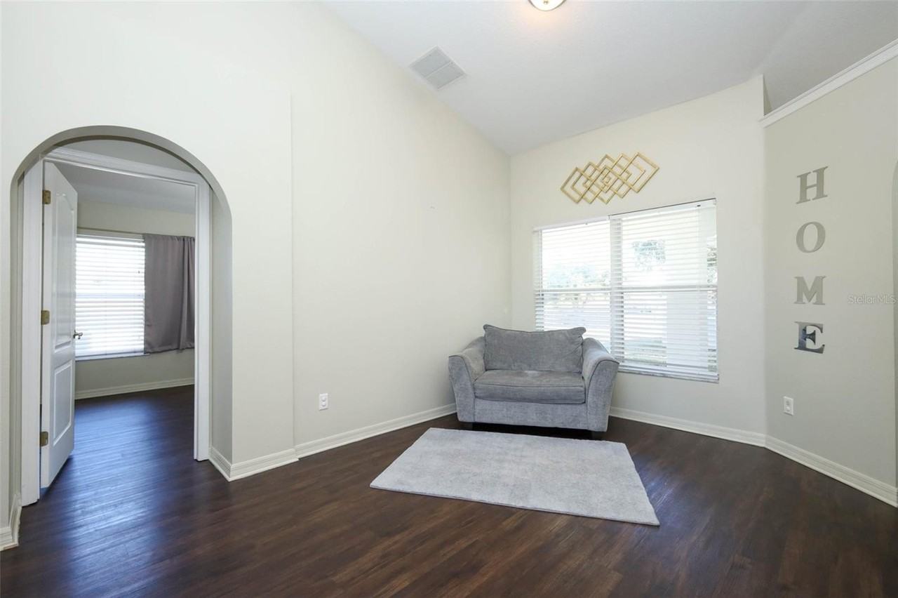 200 Patrice Hope St - Photo 6 of 41