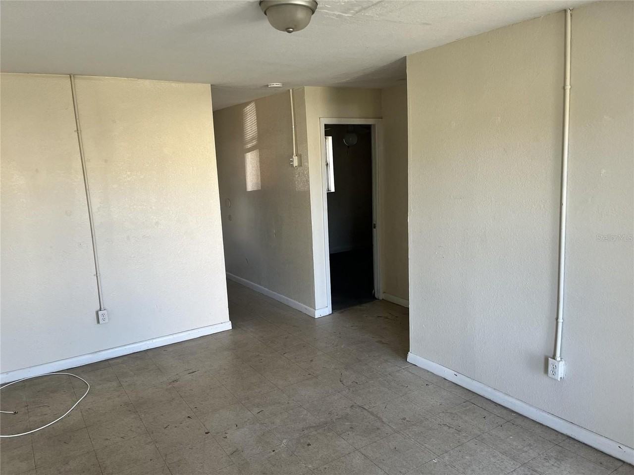 115 Washington Ave - Photo 6 of 7