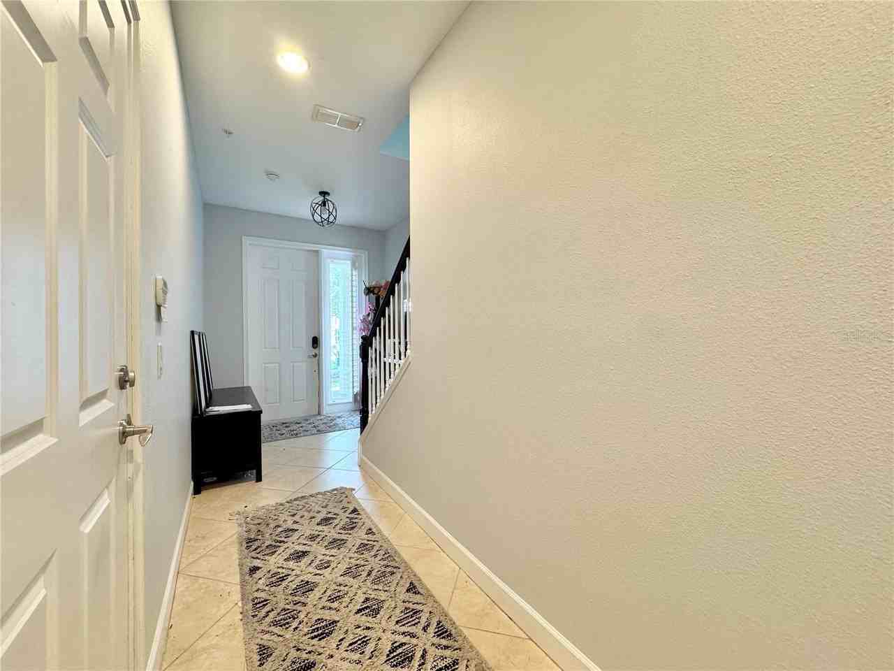 1191 Bolton Pl - Photo 3 of 30