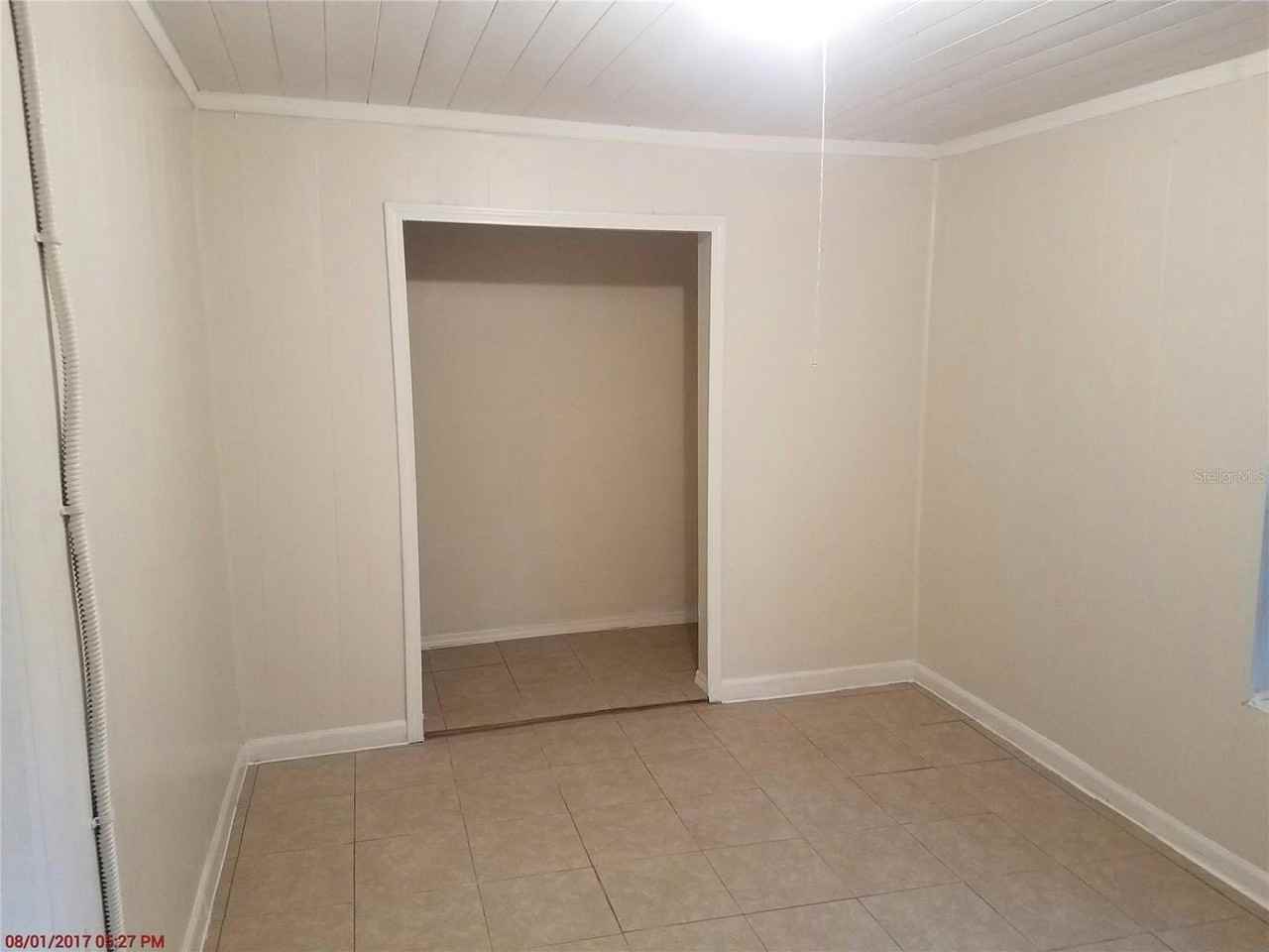 611 N Lakewood Ave - Photo 7 of 8