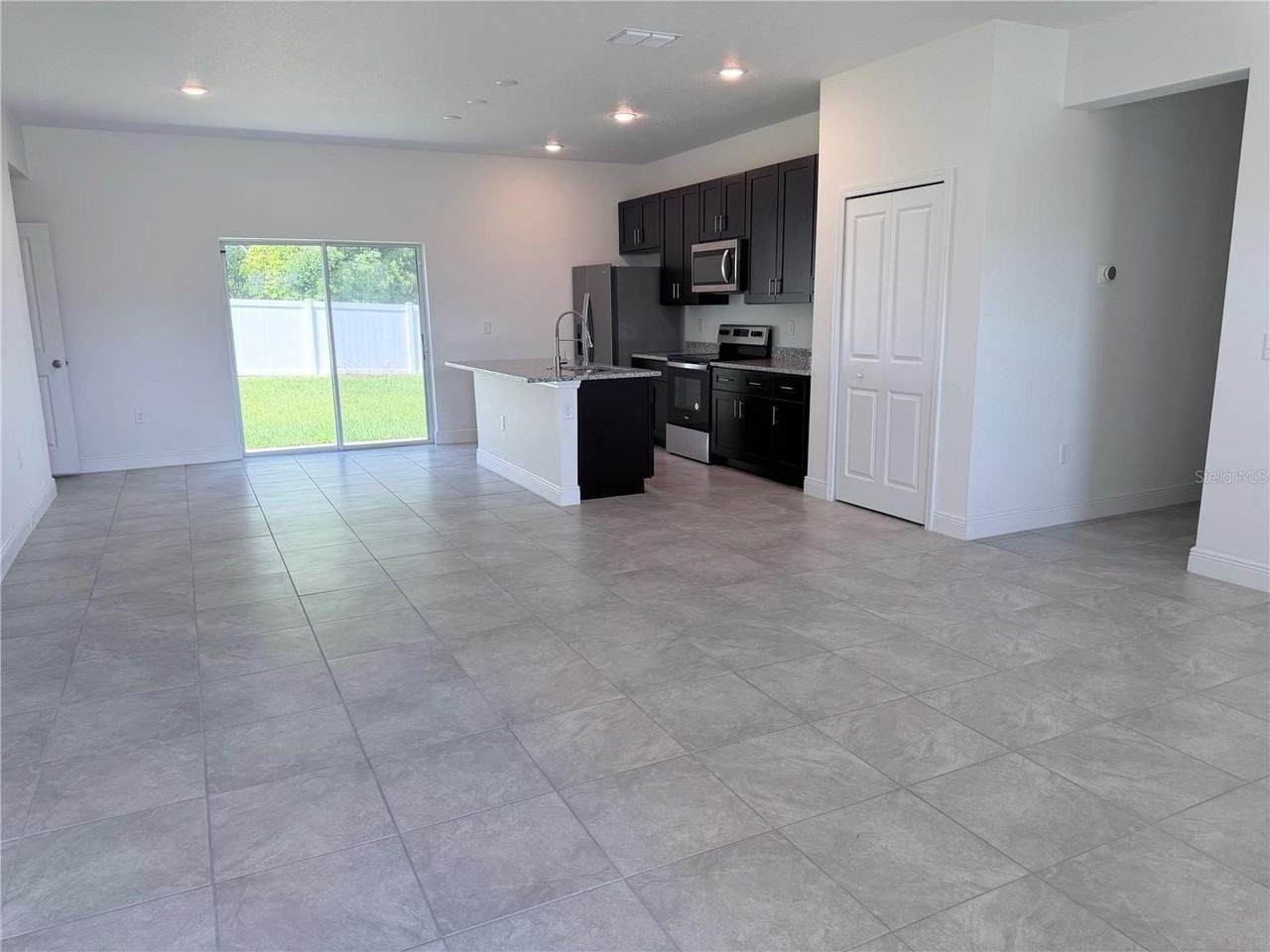 14388 Sw 45th Cir - Photo 2 of 27