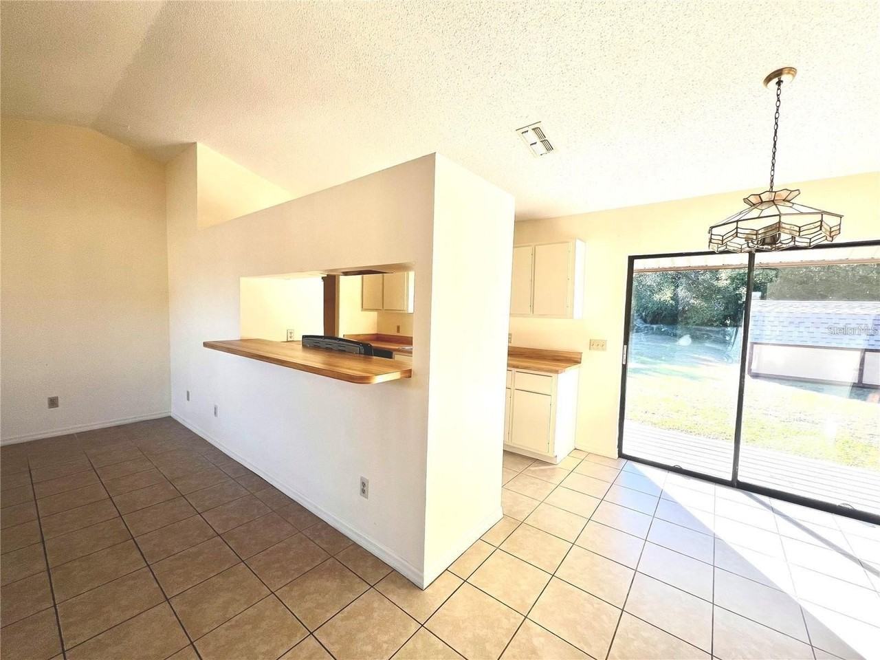 8347 Sw 101st Place Rd - Photo 7 of 14