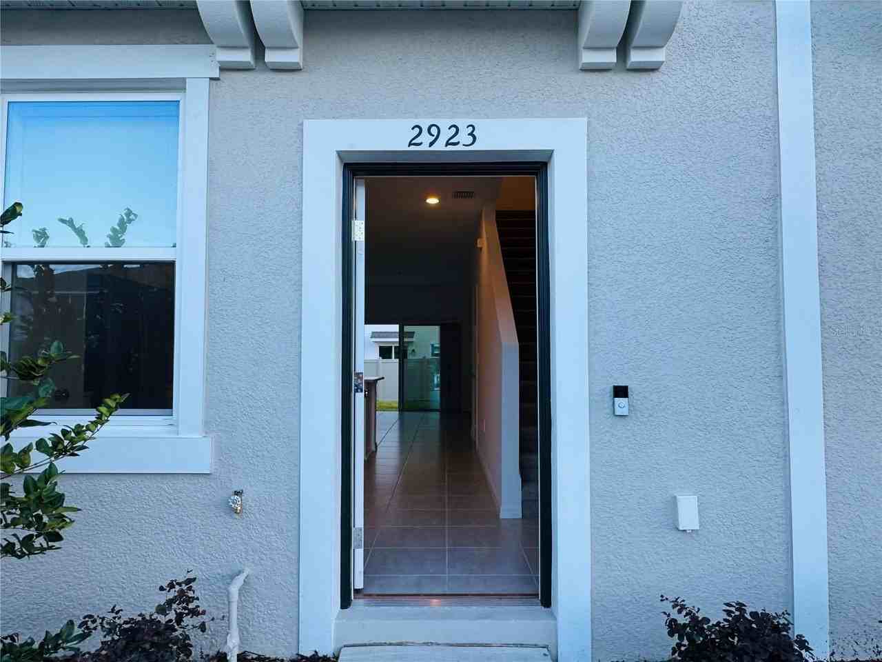 2923 Skyline Loop - Photo 3 of 42