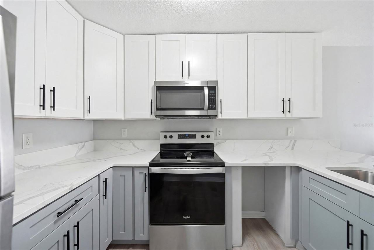 631 Lake Marion Golf Resort - Photo 3 of 22