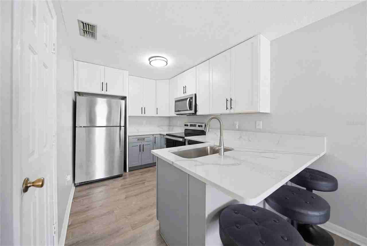 631 Lake Marion Golf Resort - Photo 5 of 22