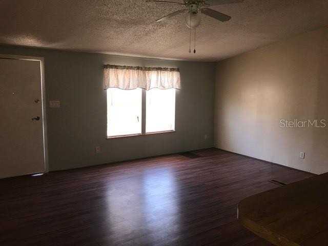 9200 Salem Rd - Photo 4 of 16