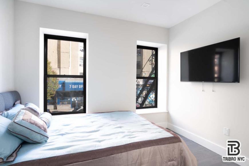 2033 1st Ave - Photo 4 of 6