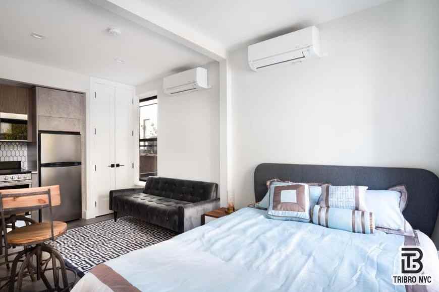 2033 1st Ave - Photo 5 of 6