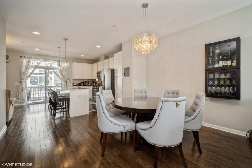 850 Lexington Cir W - Photo 3 of 10