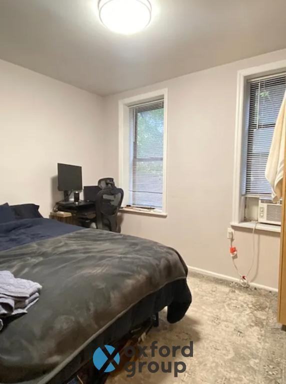 218 E 13th St - Photo 4 of 6