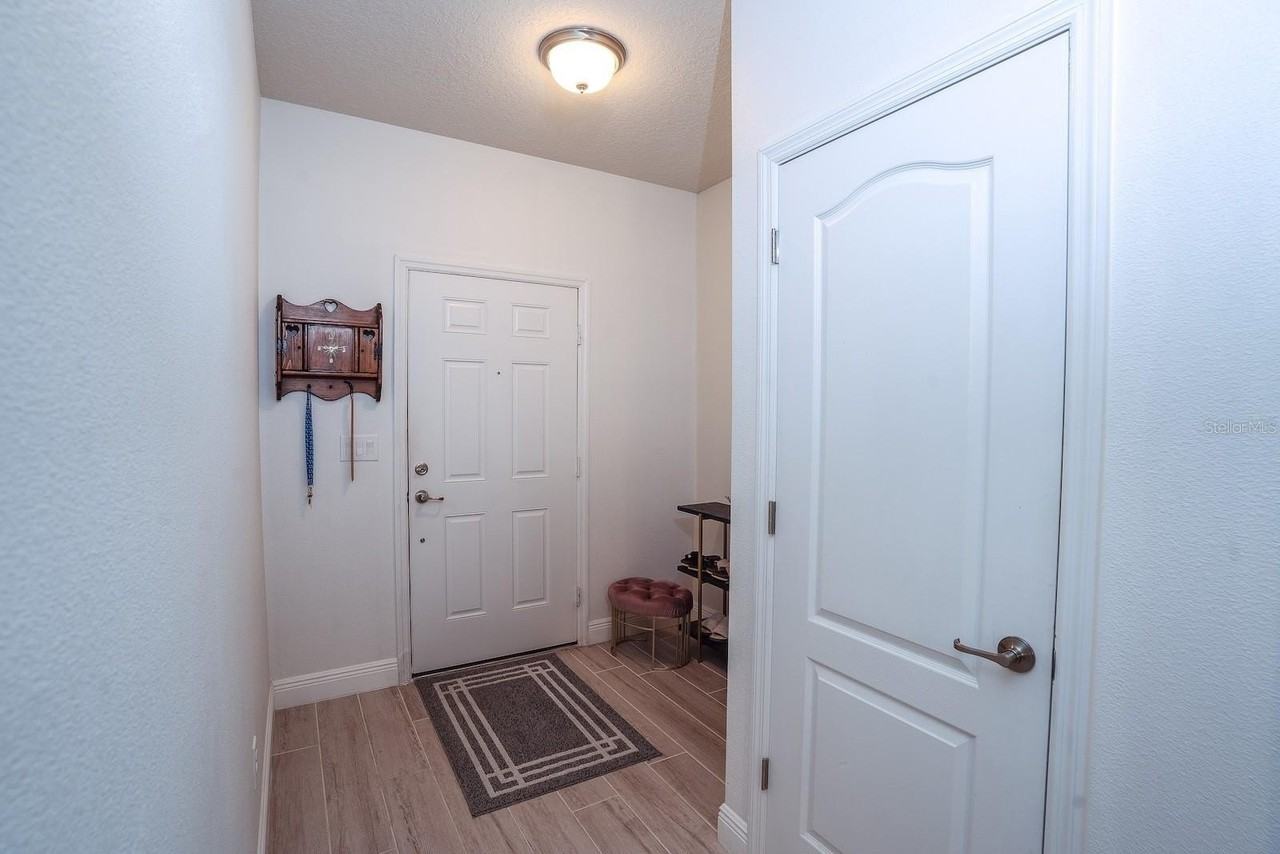 8610 Turnstone Shore Ln - Photo 2 of 50