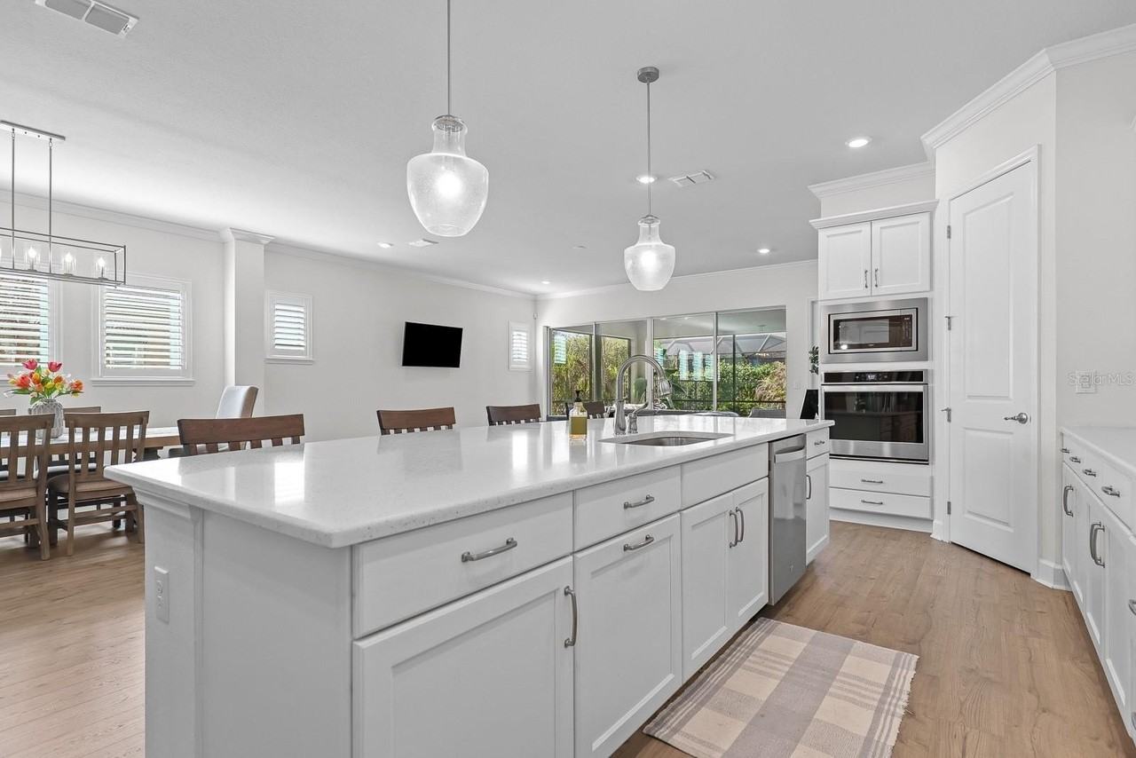 13930 Natures Reserve Dr - Photo 7 of 40