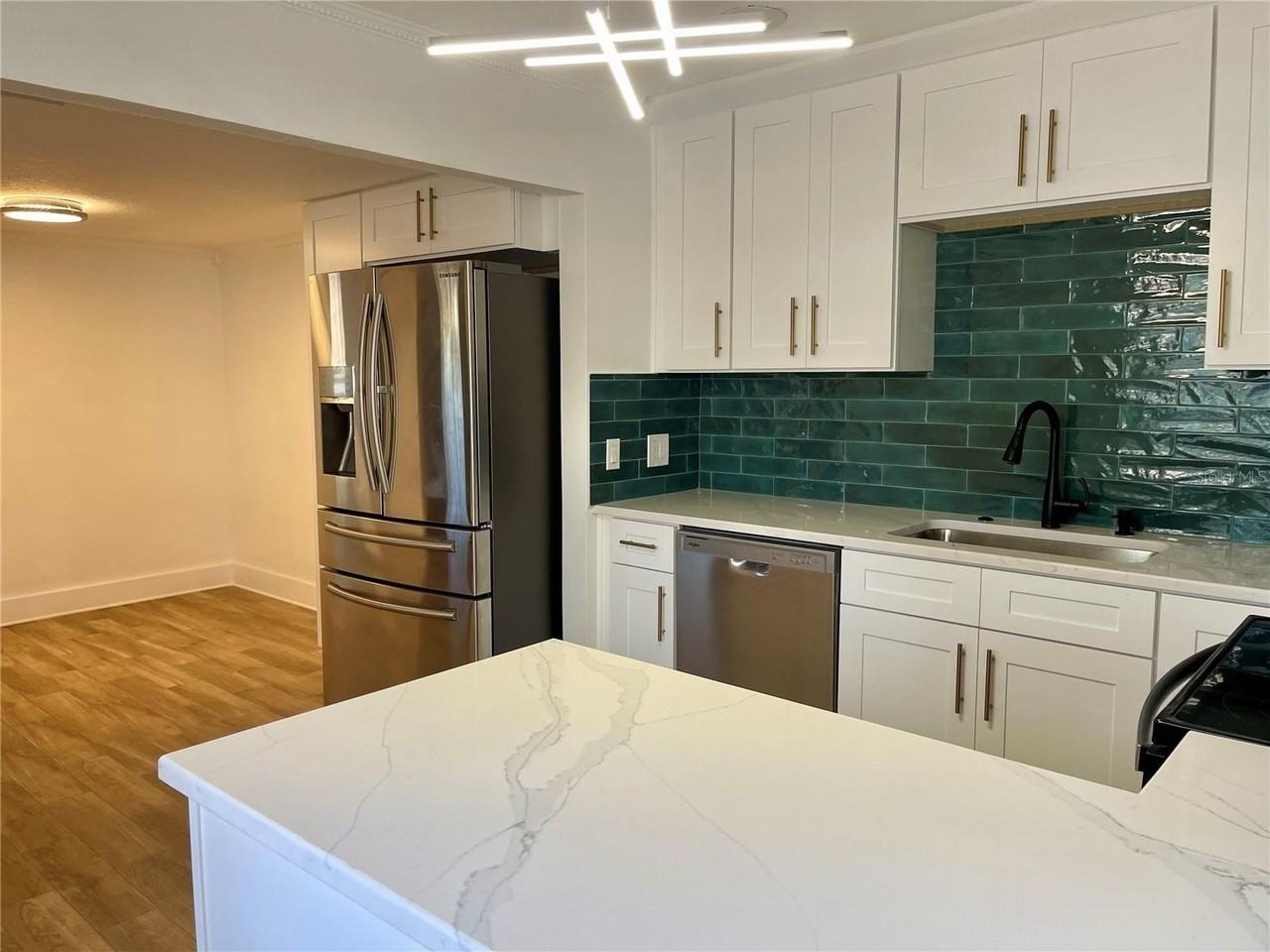 2118 S Venus St - Photo 5 of 17