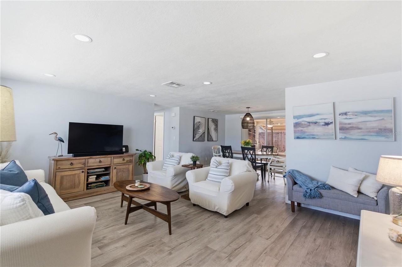 7608 Sue Ellen Dr - Photo 5 of 35