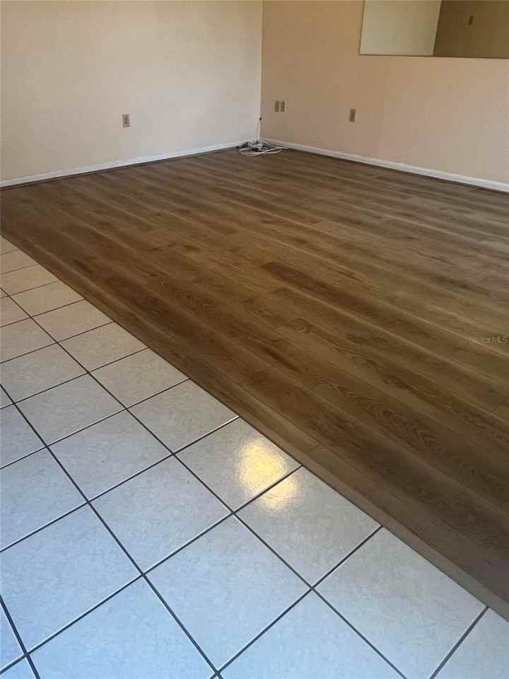 205 Andover Pl N #104 - Photo 5 of 22